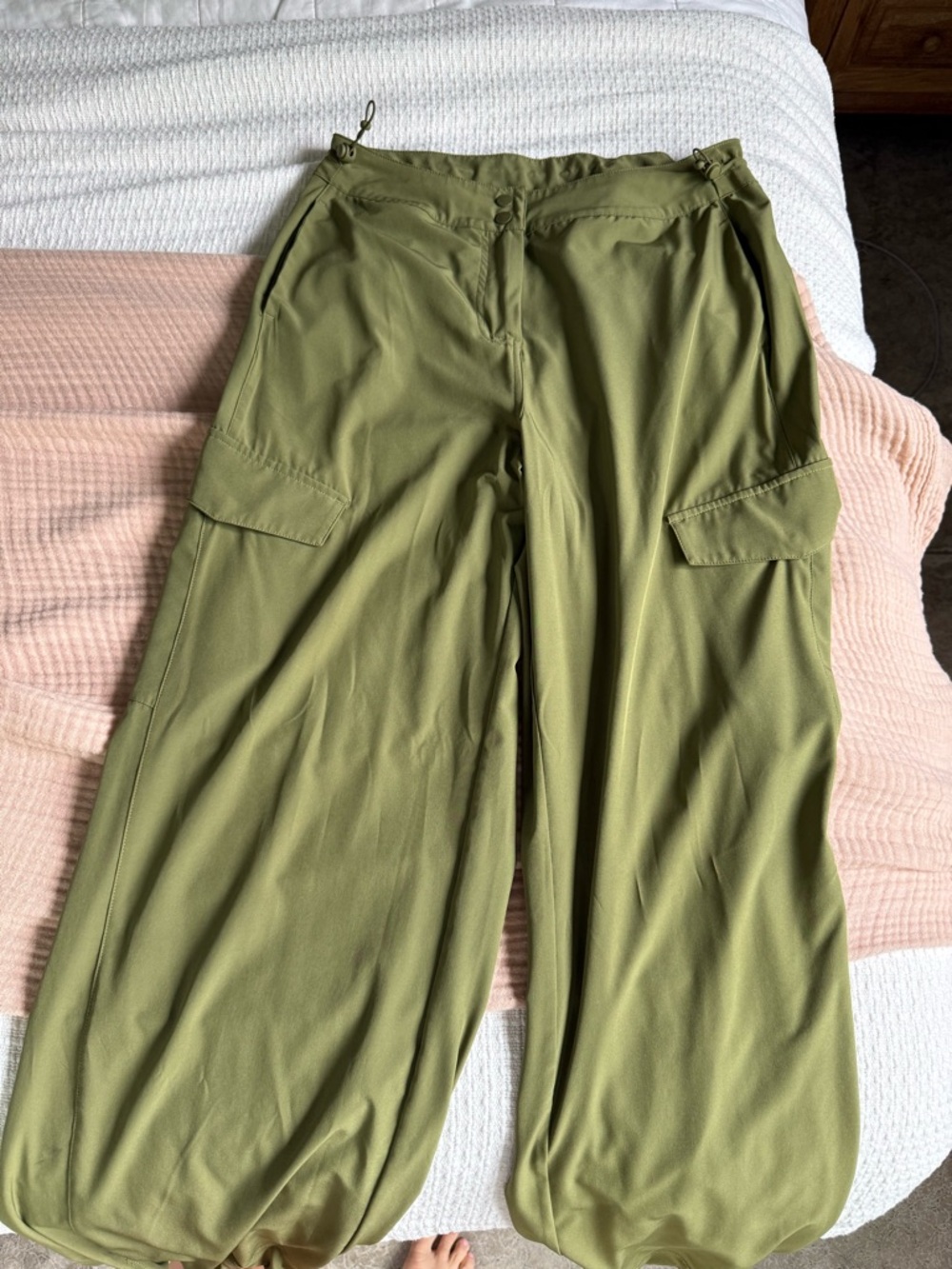 MPG SPORT Olive Green Wide-Leg Cargo Jogger Pants